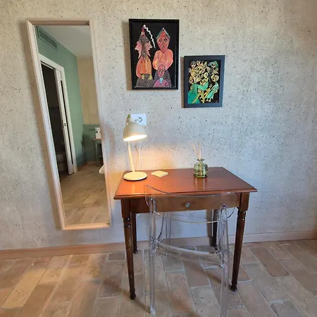 بيت ضيافة Six Keys *